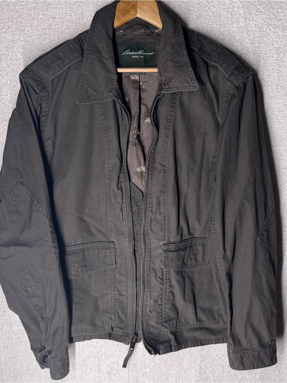 Eddie Bauer Vintage Men's Charcoal Zip Jacket with Duck Imprint Lining Size L
